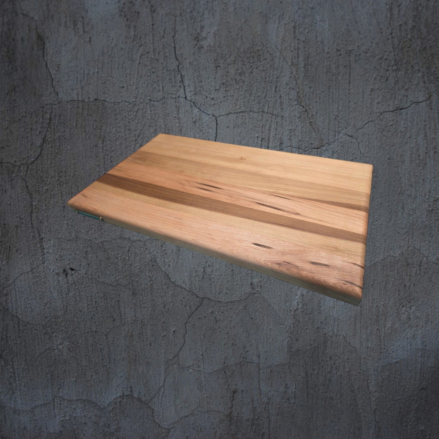 Handmade solid oak cheese board UK 30cm x 20cm hardwood serving board